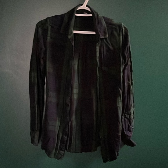 Blue green plaid button up - Picture 2 of 4
